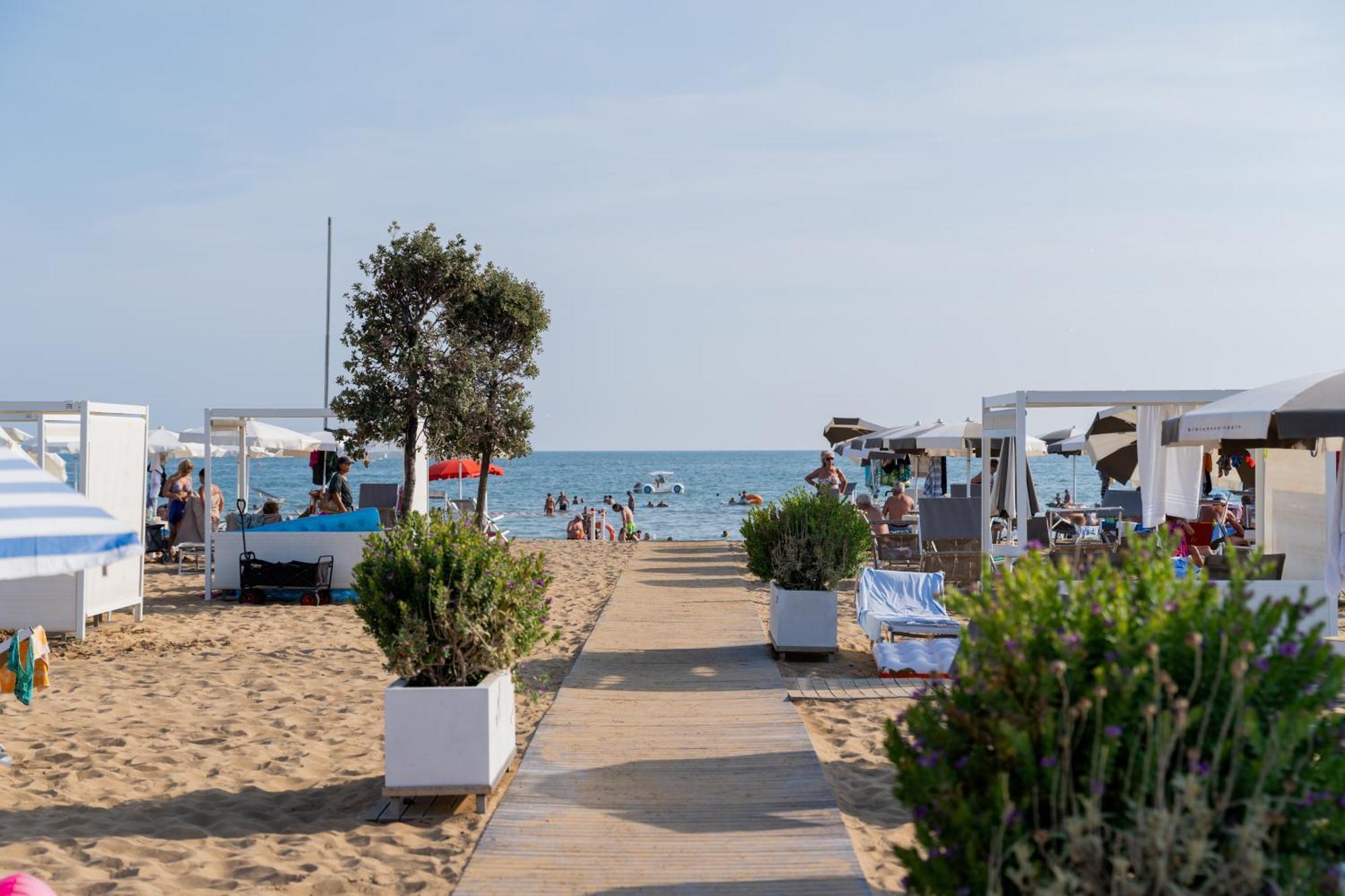 Residence Serenissima Bibione Exterior photo